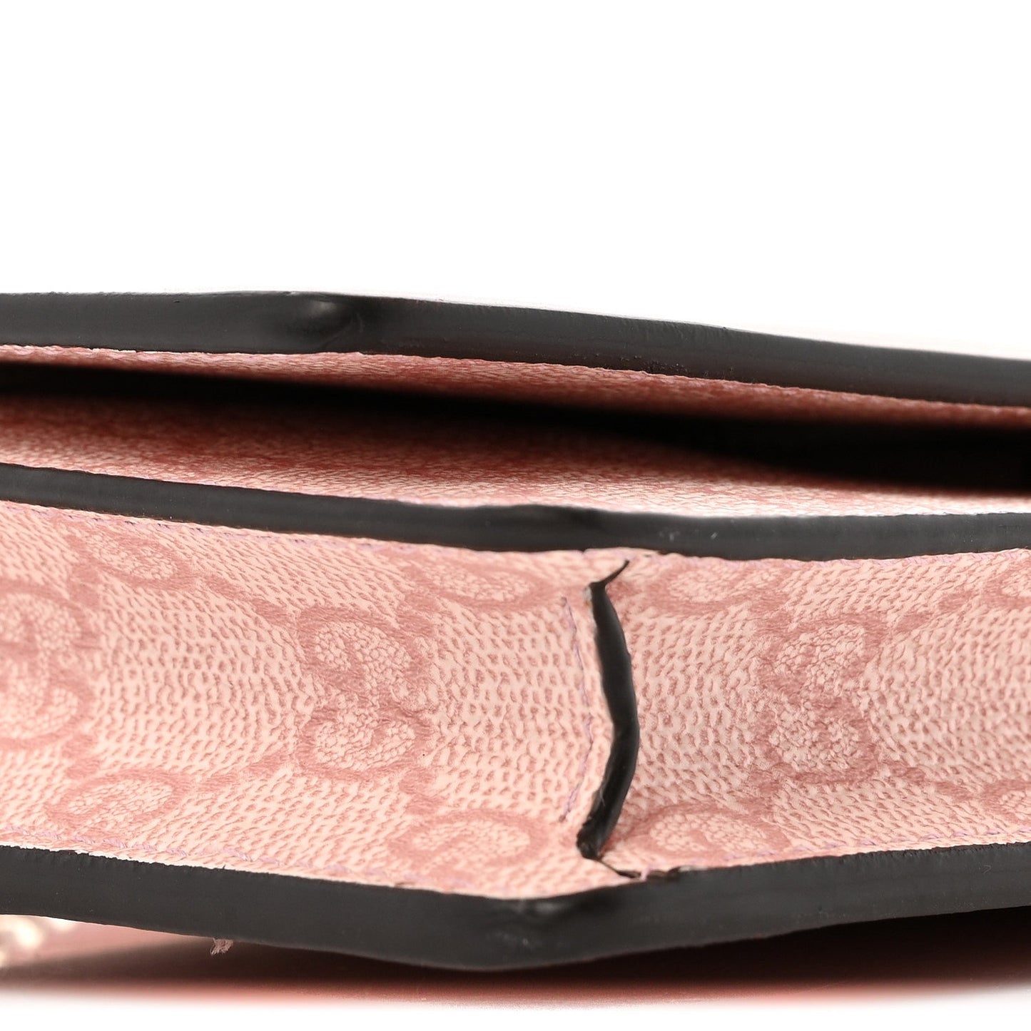 GG Supreme Monogram Textured Calfskin Emblem Wallet On Chain Pink