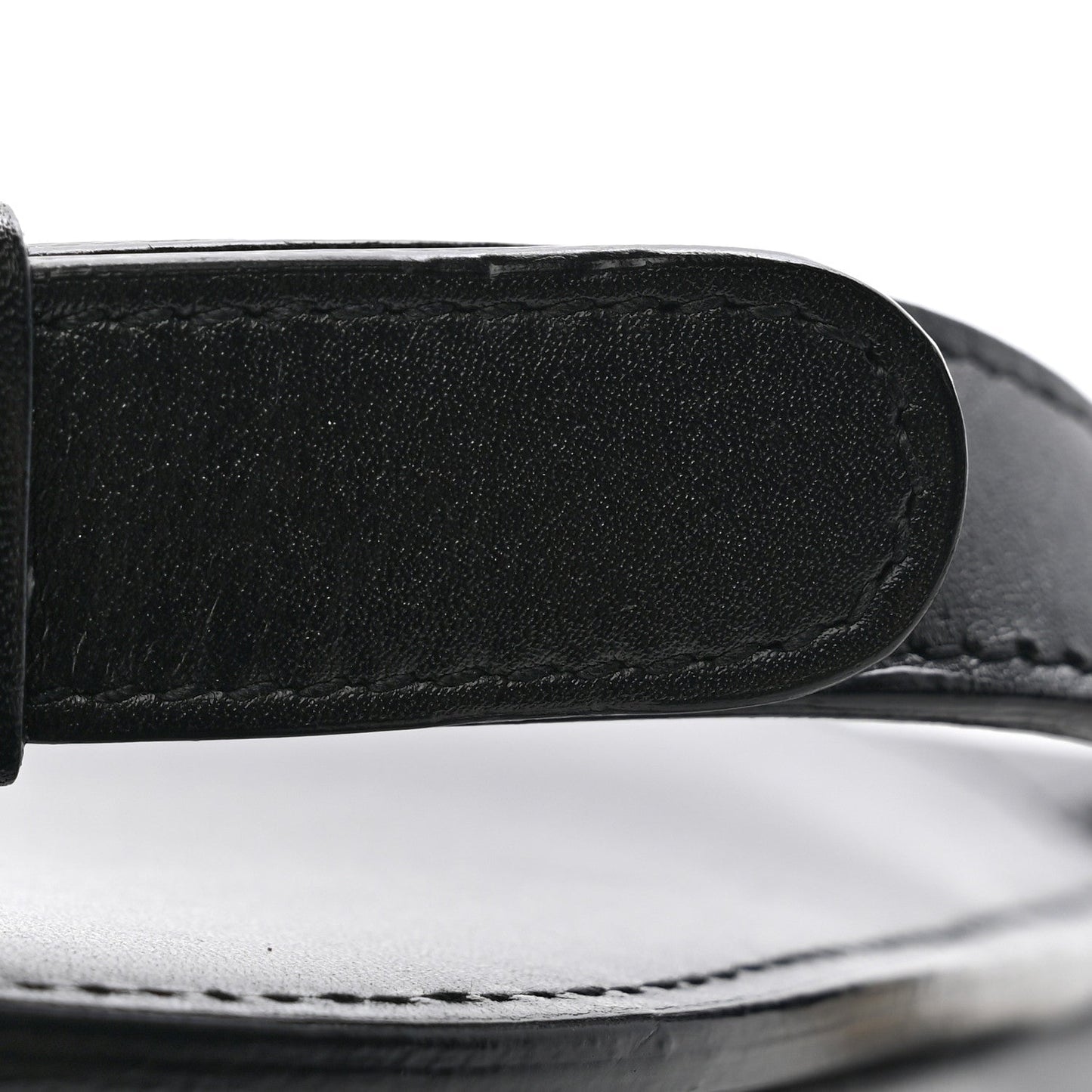 Box Calfskin Medium Bobby Flap Black