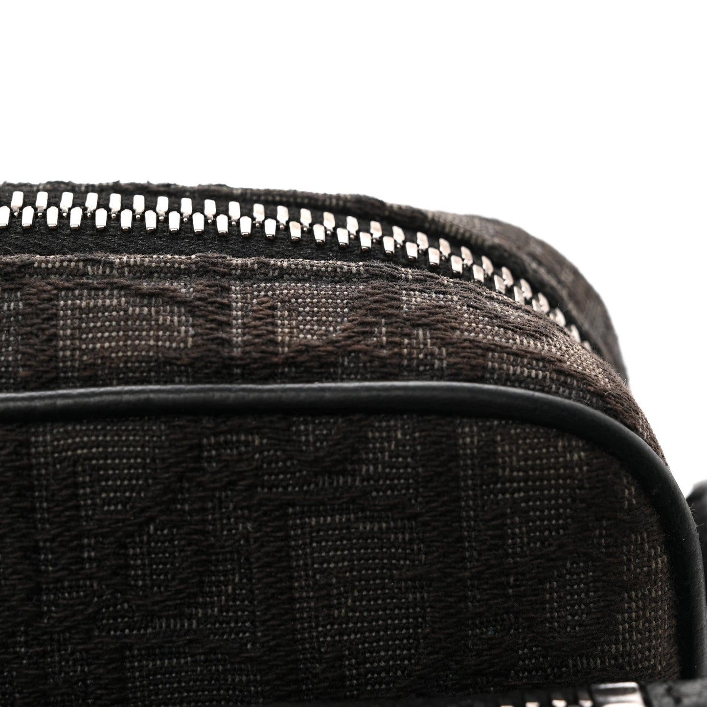 Oblique Saddle Triple Pouch Black