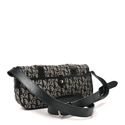 Monogram Messenger Black