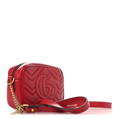 Calfskin Matelasse Mini GG Marmont Chain Shoulder Bag Hibiscus Red
