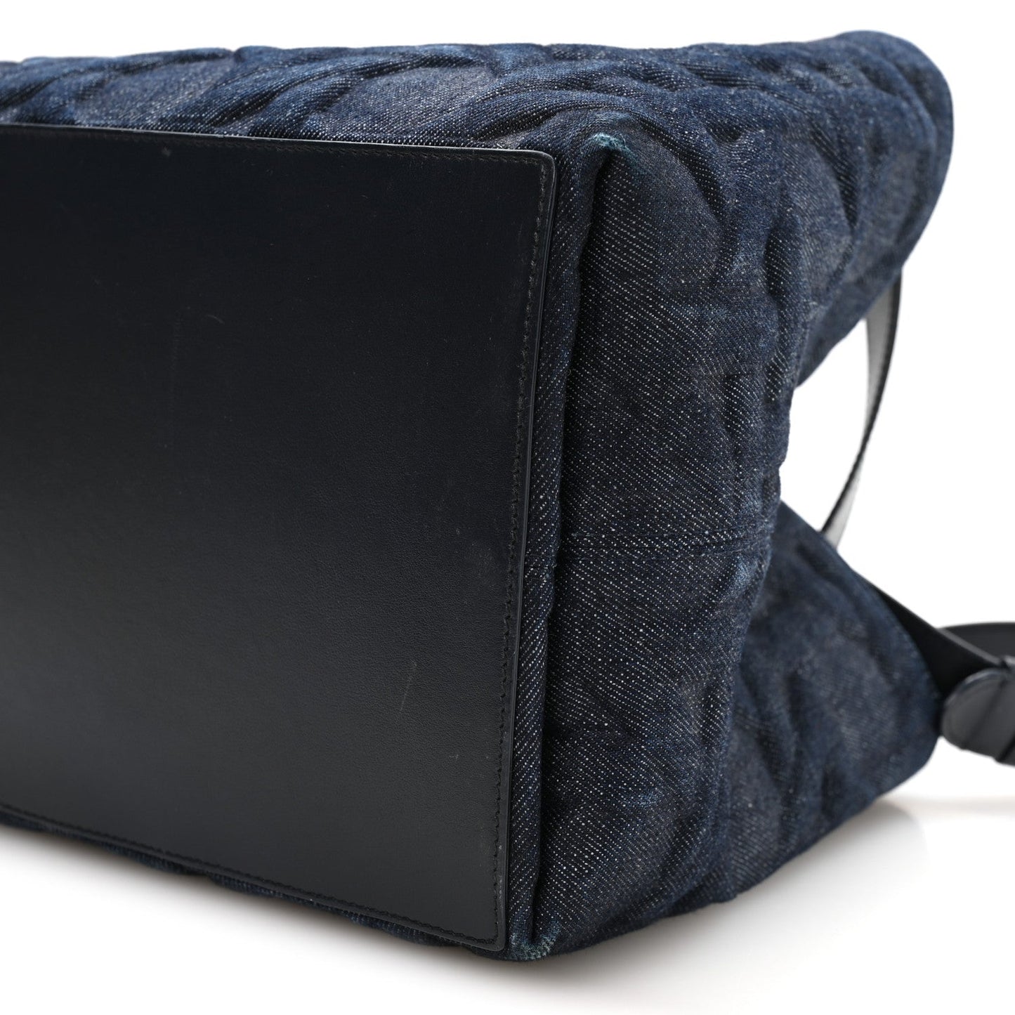 Denim Graphic Cannage Medium Toujours Blue