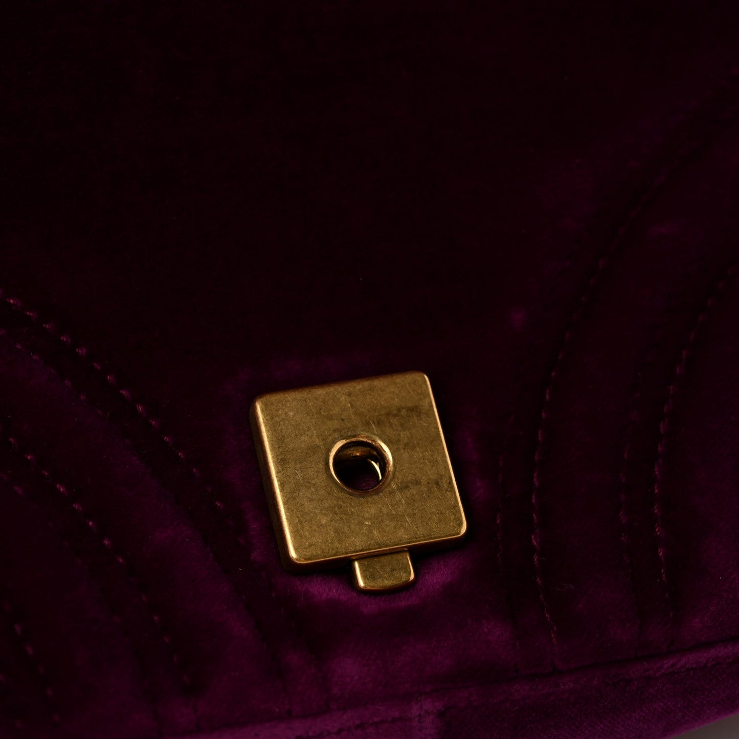 Velvet Matelasse Mini GG Marmont Shoulder Bag Fuchsia Violet Cyclamen