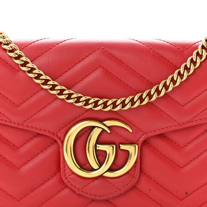 Calfskin Matelasse Mini GG Marmont Chain Wallet Hibiscus Red