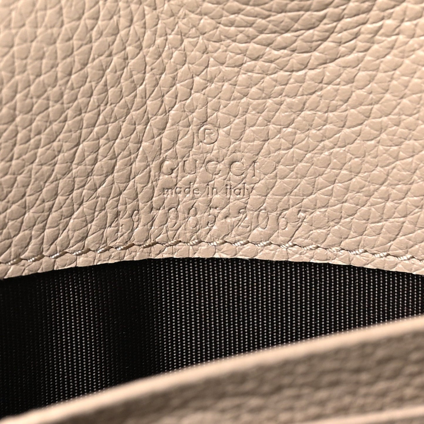 Dollar Calfskin GG Supreme Monogram Mini GG Marmont Chain Wallet Beige White