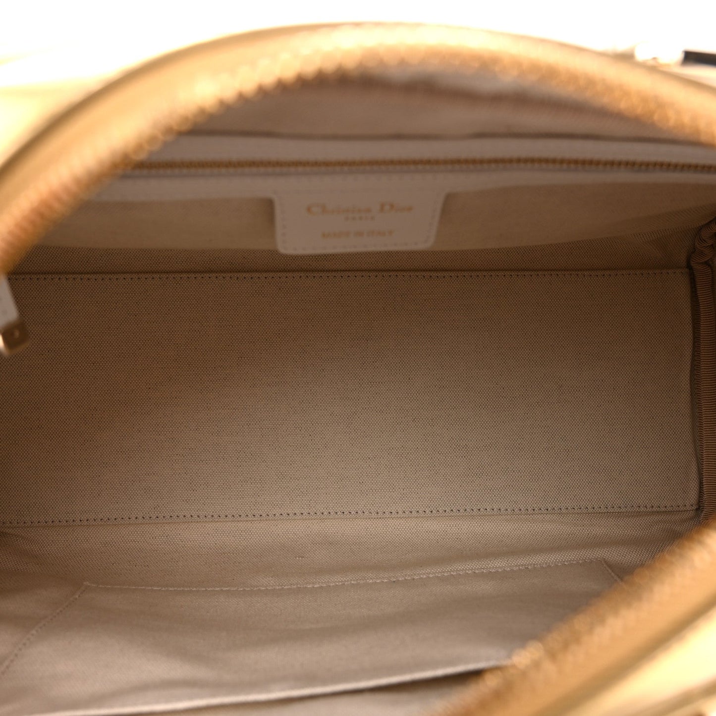 Calfskin Padded Macrocannage Medium Dior Vibe Zip Bowling Bag White Gold