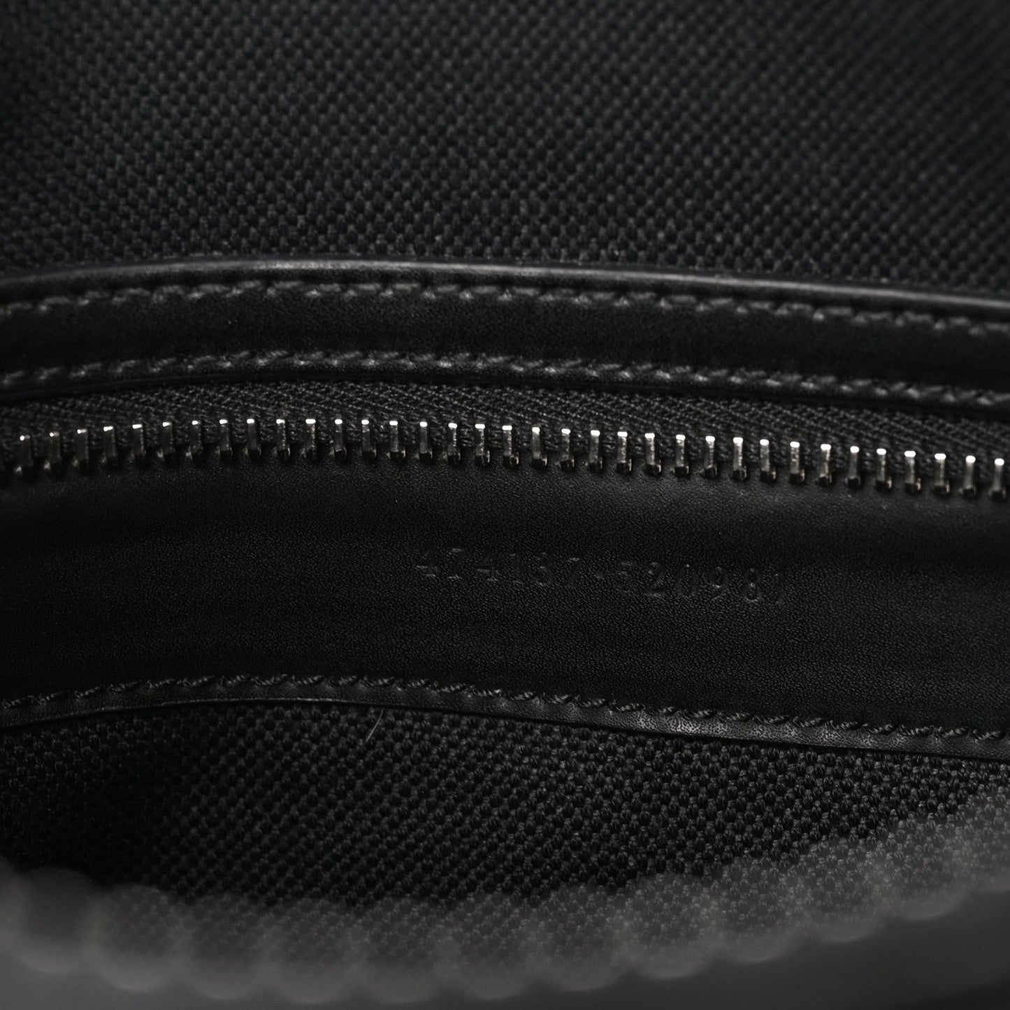 GG Supreme Monogram Appia Calfskin Web Flat Messenger Bag Black Grey