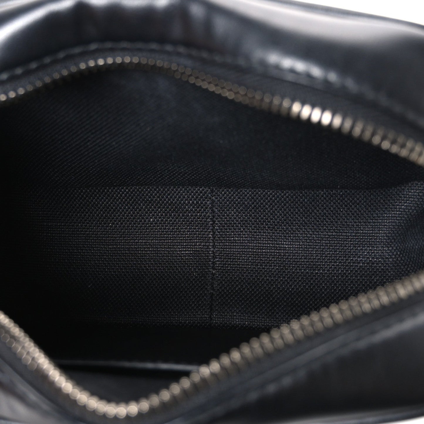 Calfskin Matelasse Monochrome Mini GG Marmont Chain Shoulder Bag Black