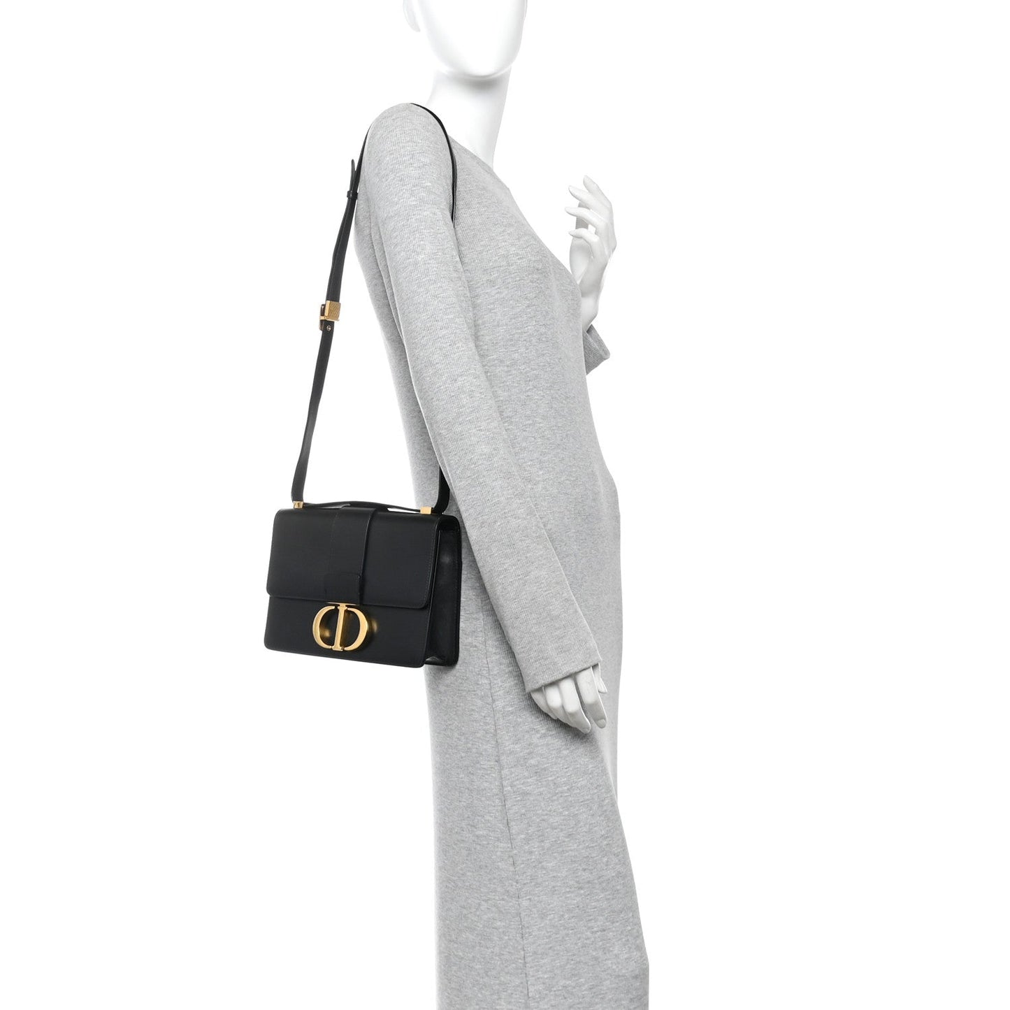 Smooth Calfskin 30 Montaigne Flap Bag Black