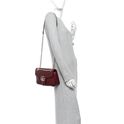 Calfskin Matelasse Small GG Marmont Shoulder Bag Rosso Ancora Red