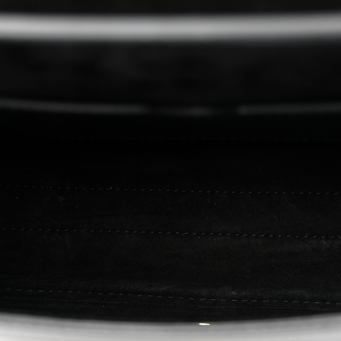 Box Calfskin Medium Bobby Flap Black