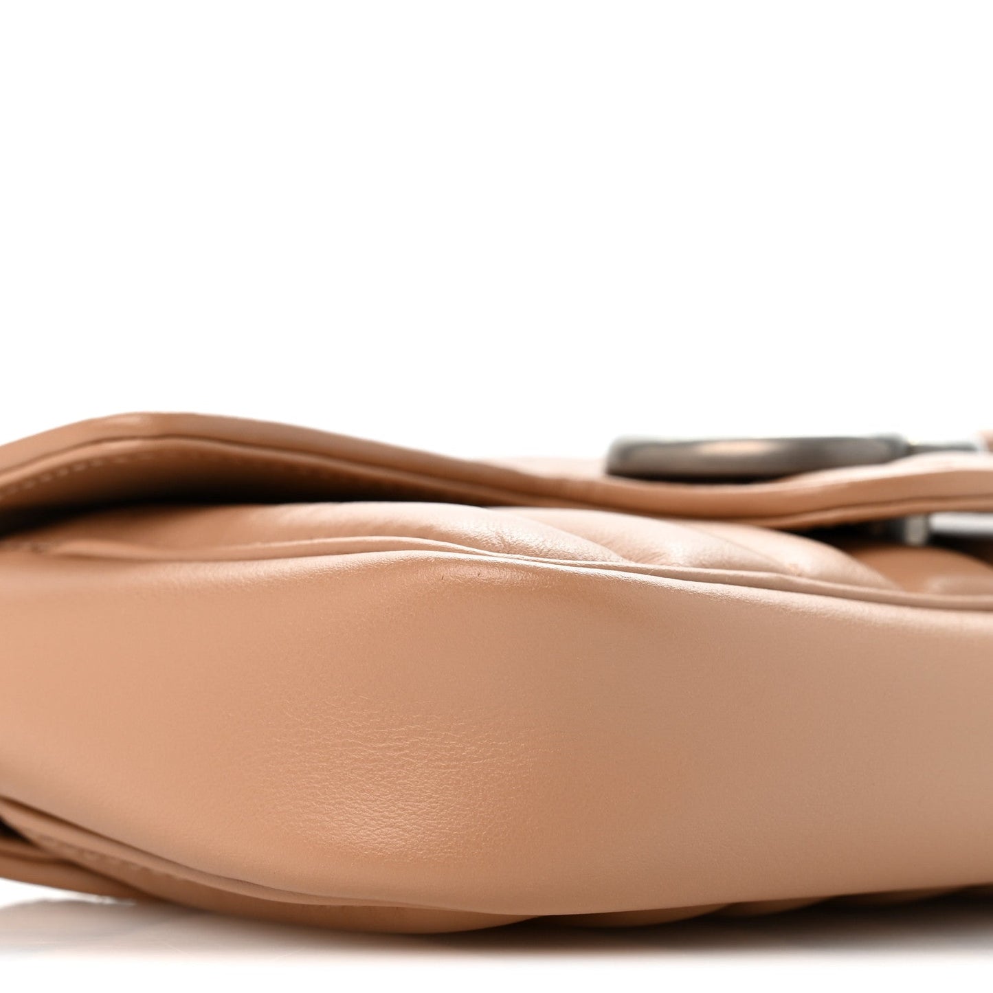 Calfskin Matelasse Aria Super Mini GG Marmont Shoulder Bag Camelia