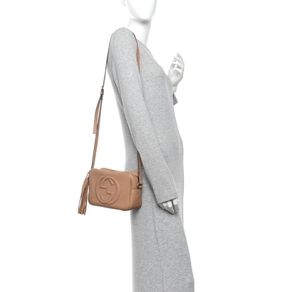 Pebbled Calfskin Small Soho Disco Bag Camelia