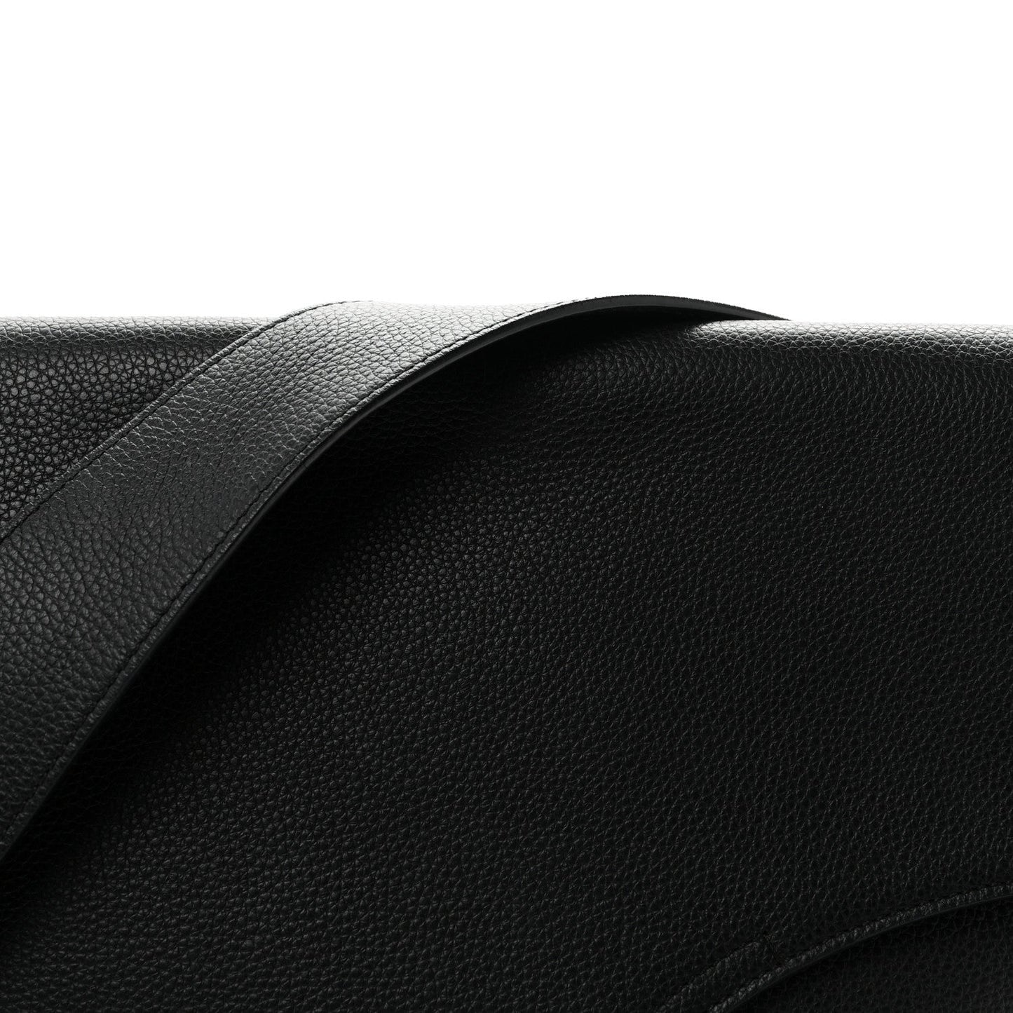 Grained Calfskin Saddle Messenger Bag Black