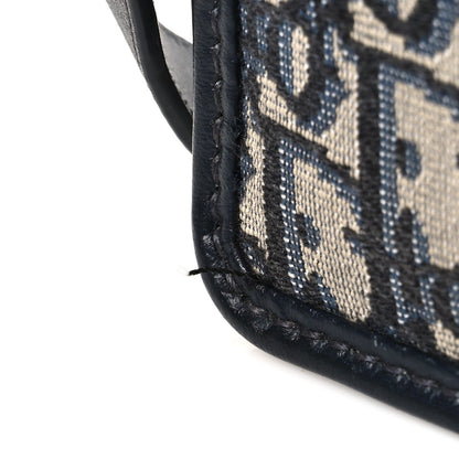 Oblique 30 Montaigne Flap Bag Blue
