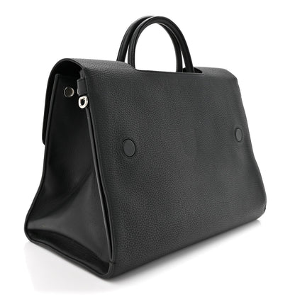 Grained Calfskin Large Diorever Flap Black