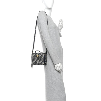 Oblique 30 Montaigne Top Handle Box Bag Blue