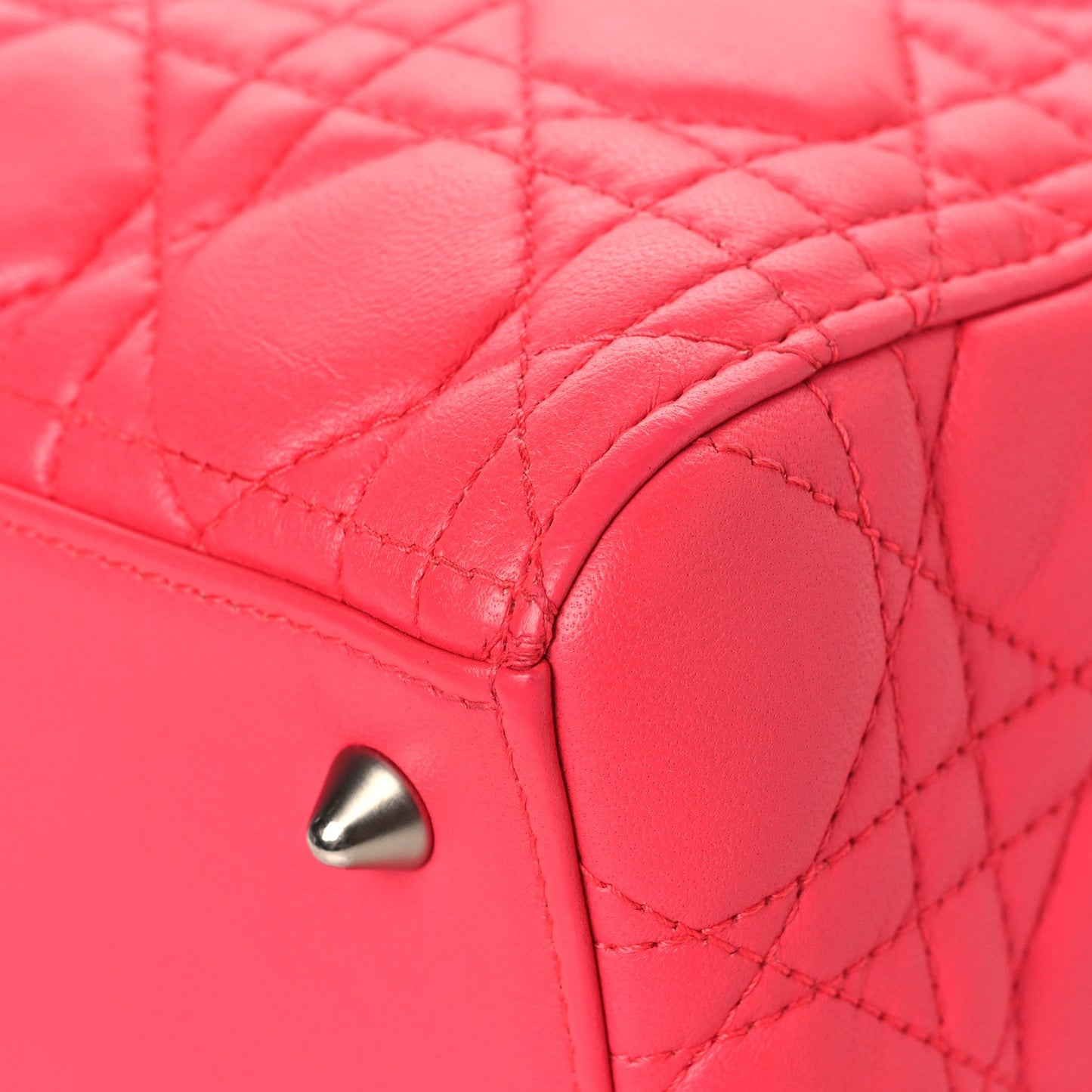 Lambskin Cannage Medium Lady Dior Pink