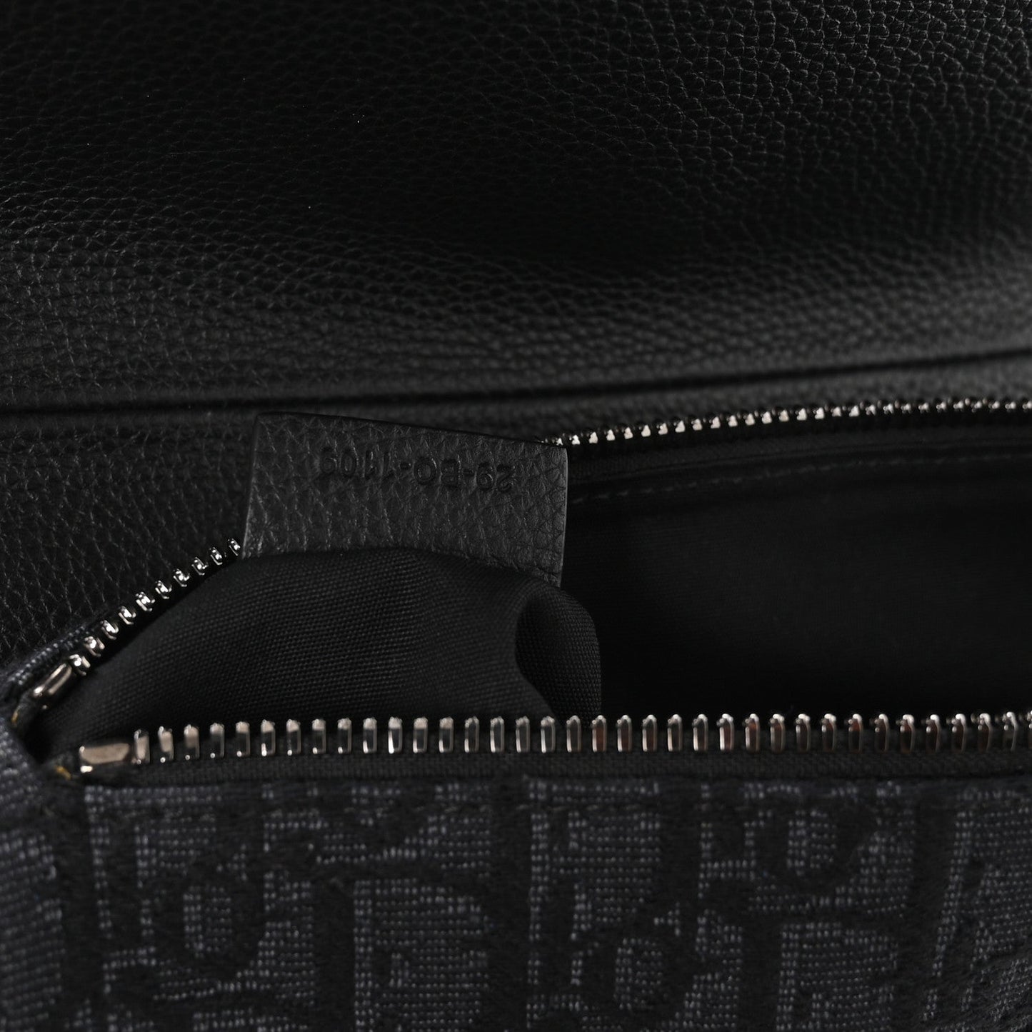 Grained Calfskin Oblique Mens Saddle Bag Black Blue
