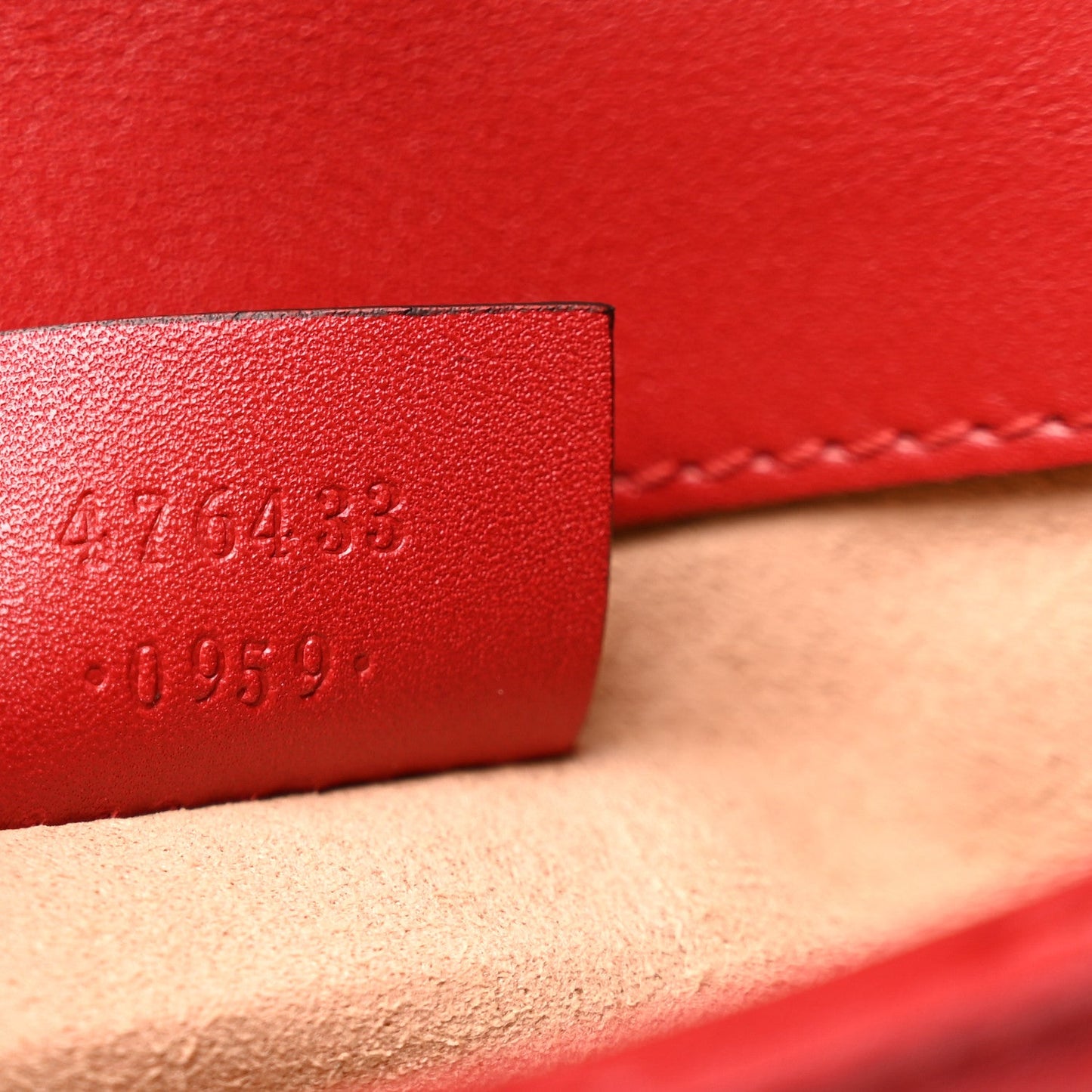 Calfskin Matelasse Super Mini GG Marmont Shoulder Bag Hibiscus Red