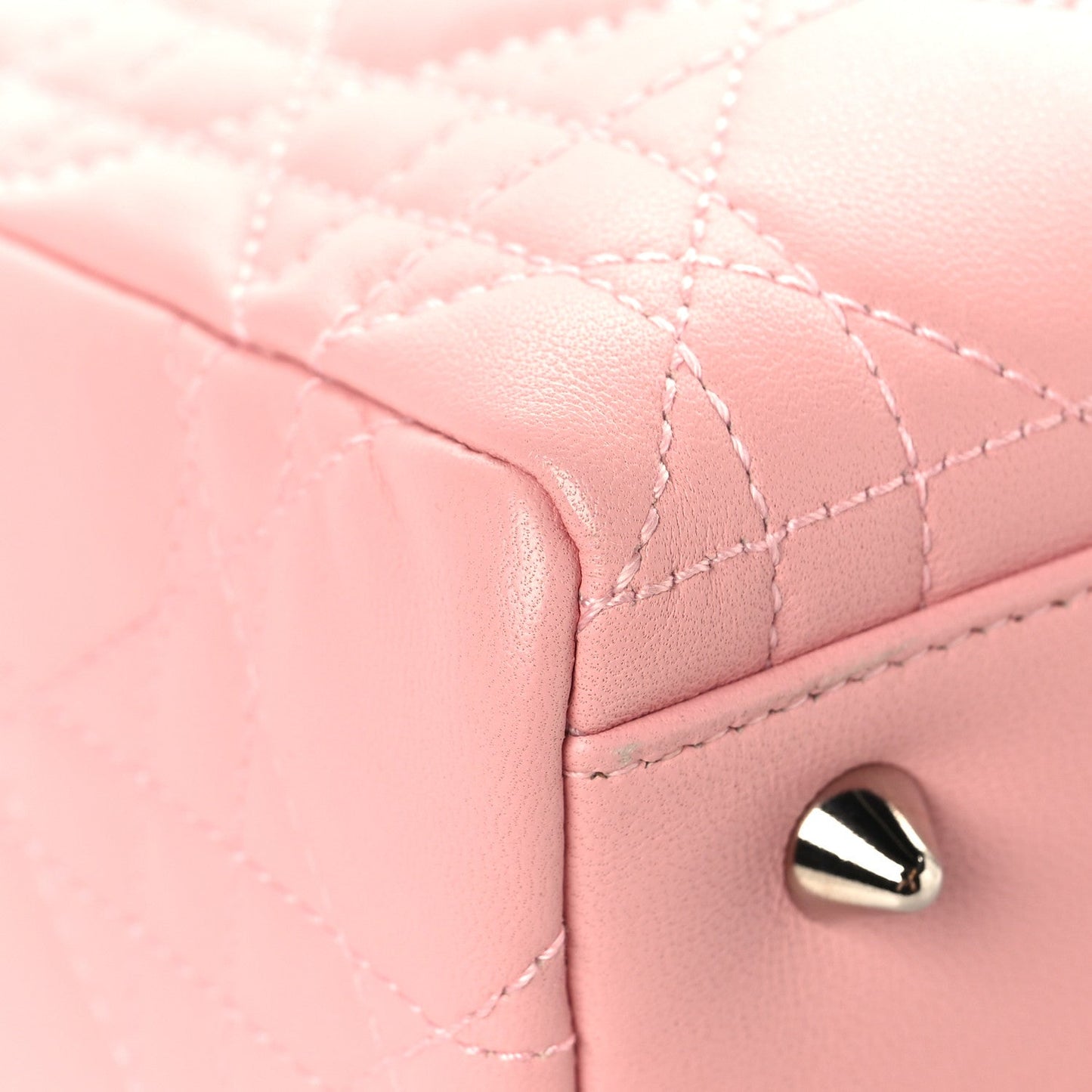 Lambskin Cannage Medium Lady Dior Light Pink
