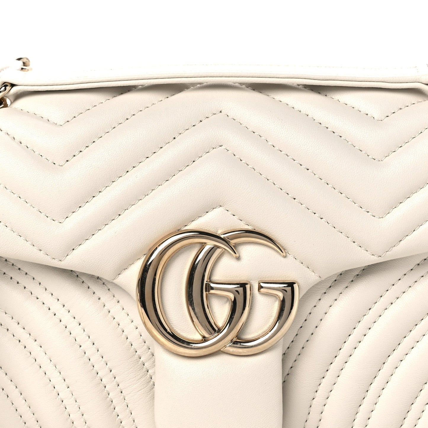 Lambskin Matelasse Medium GG Marmont Shoulder Bag White