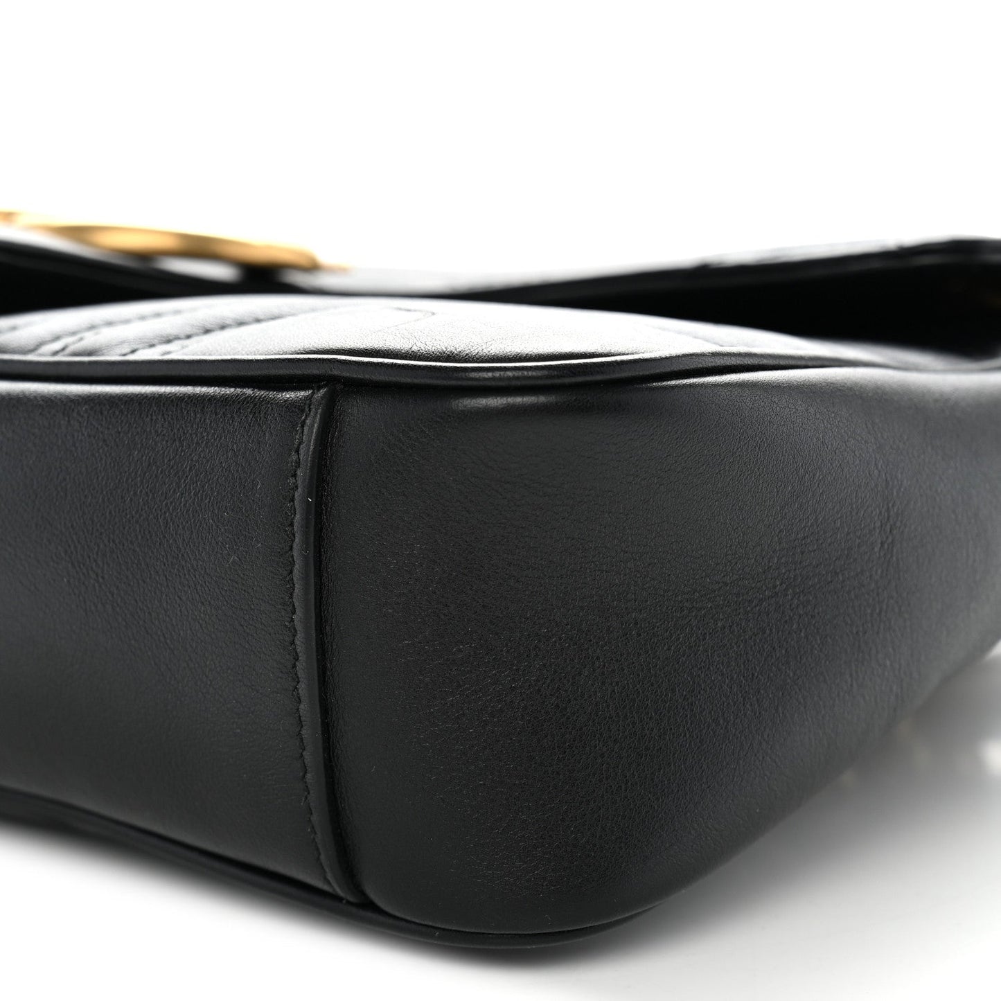 Calfskin Matelasse Medium GG Marmont Shoulder Bag Black