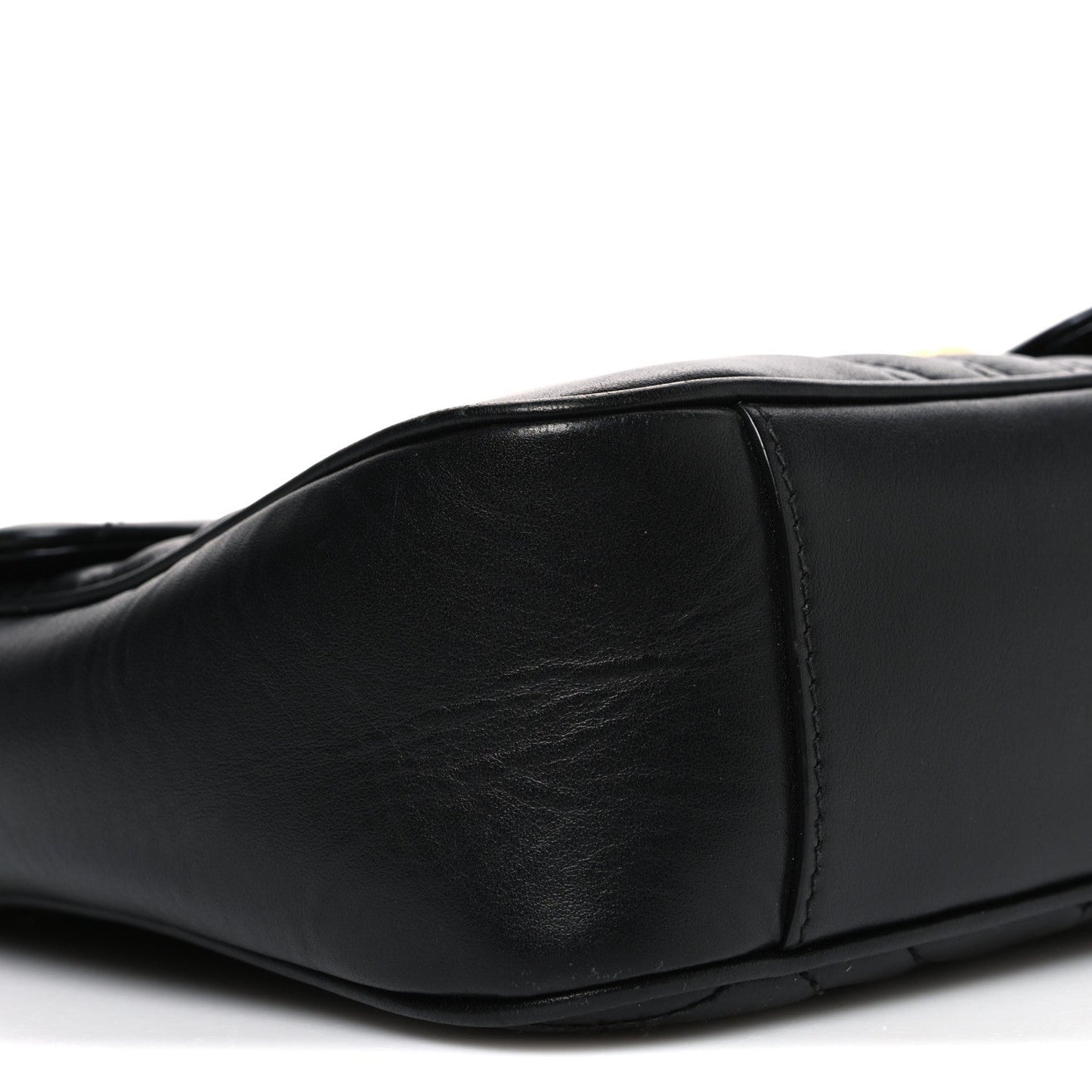 Calfskin Matelasse Medium GG Marmont Shoulder Bag Black