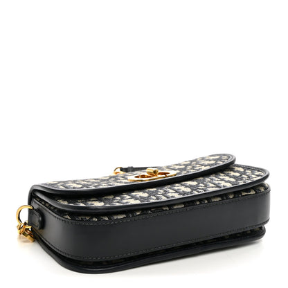 Oblique 30 Montaigne Avenue Bag Blue