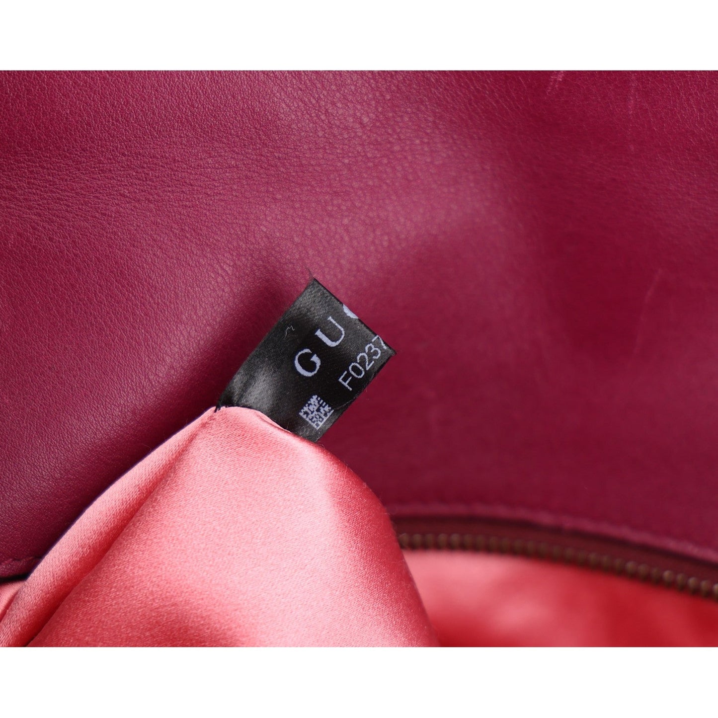 Velvet Matelasse Medium GG Marmont Shoulder Bag Fuchsia Violet Cyclamen