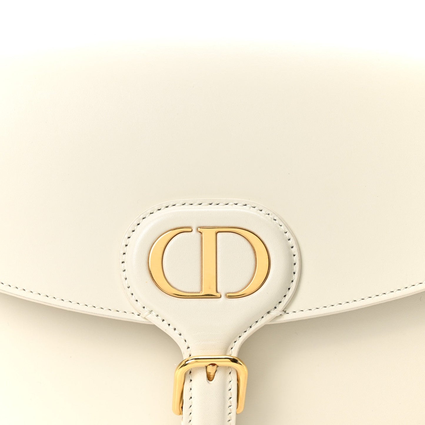 Box Calfskin Medium Bobby Flap Latte