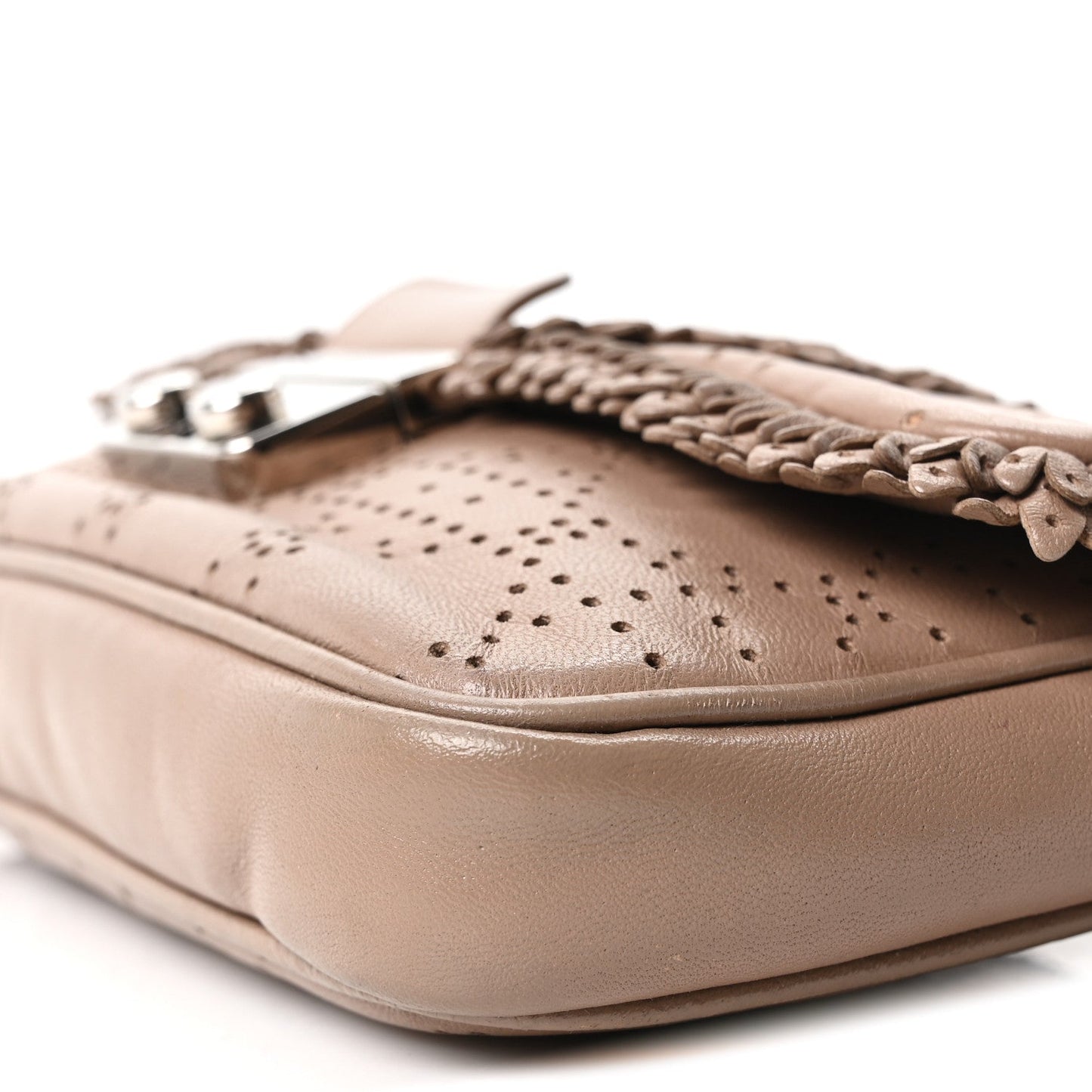 Lambskin Cannage Ruffle New Lock Flap Beige
