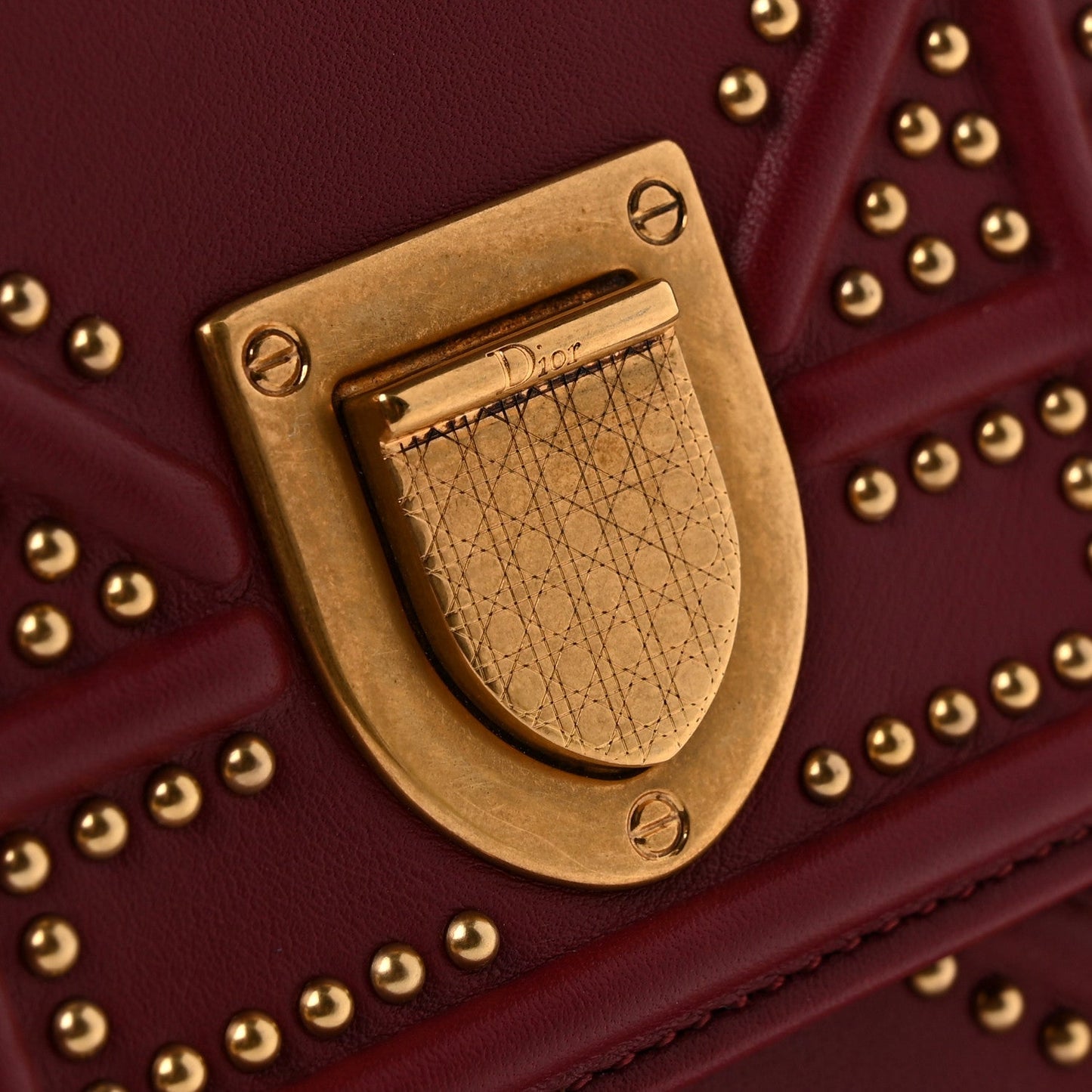 Lambskin Studded Vertical Diorama Spicy Red