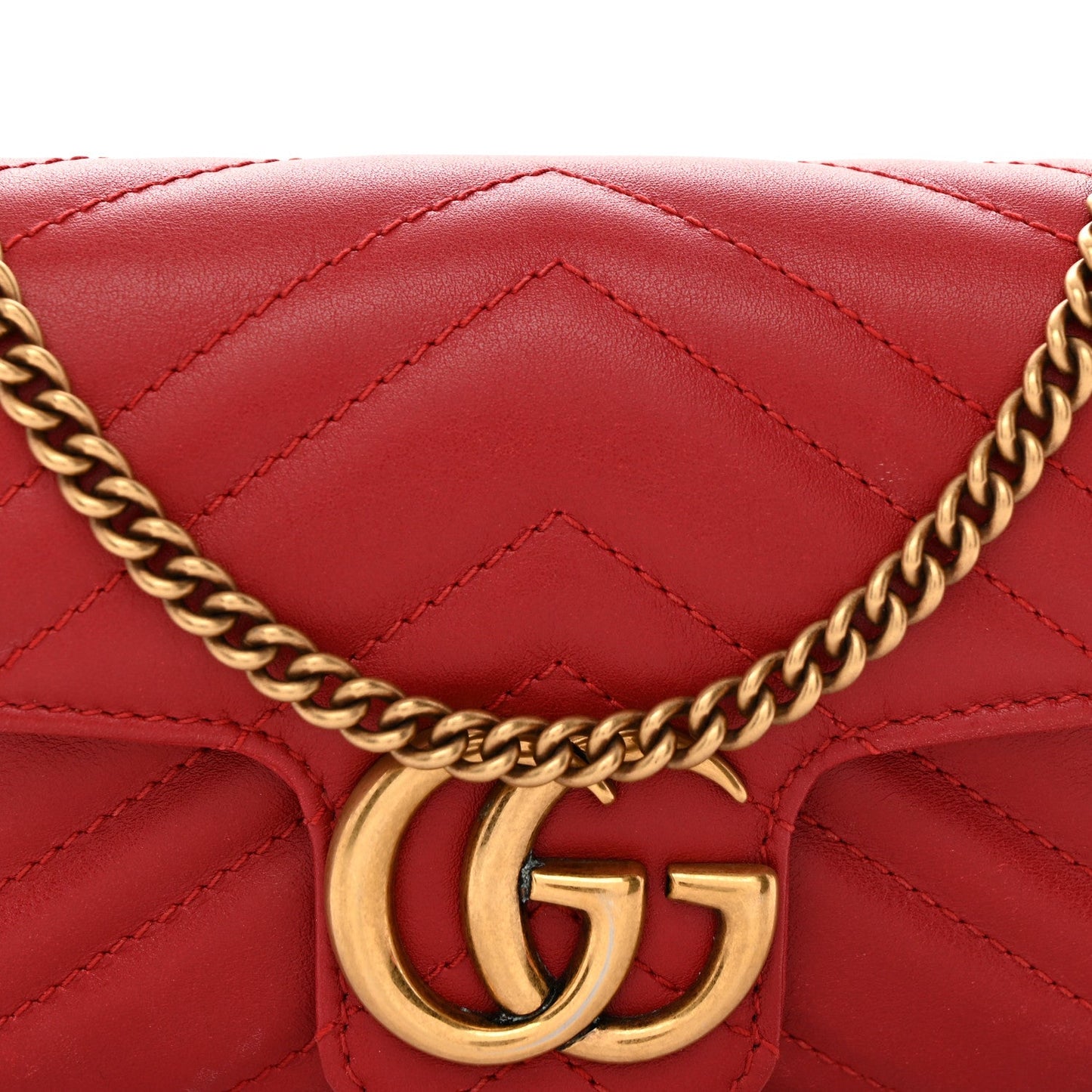 Calfskin Matelasse Super Mini GG Marmont Shoulder Bag Hibiscus Red