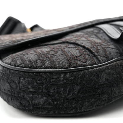 Oblique Mens Saddle Bag Black Blue