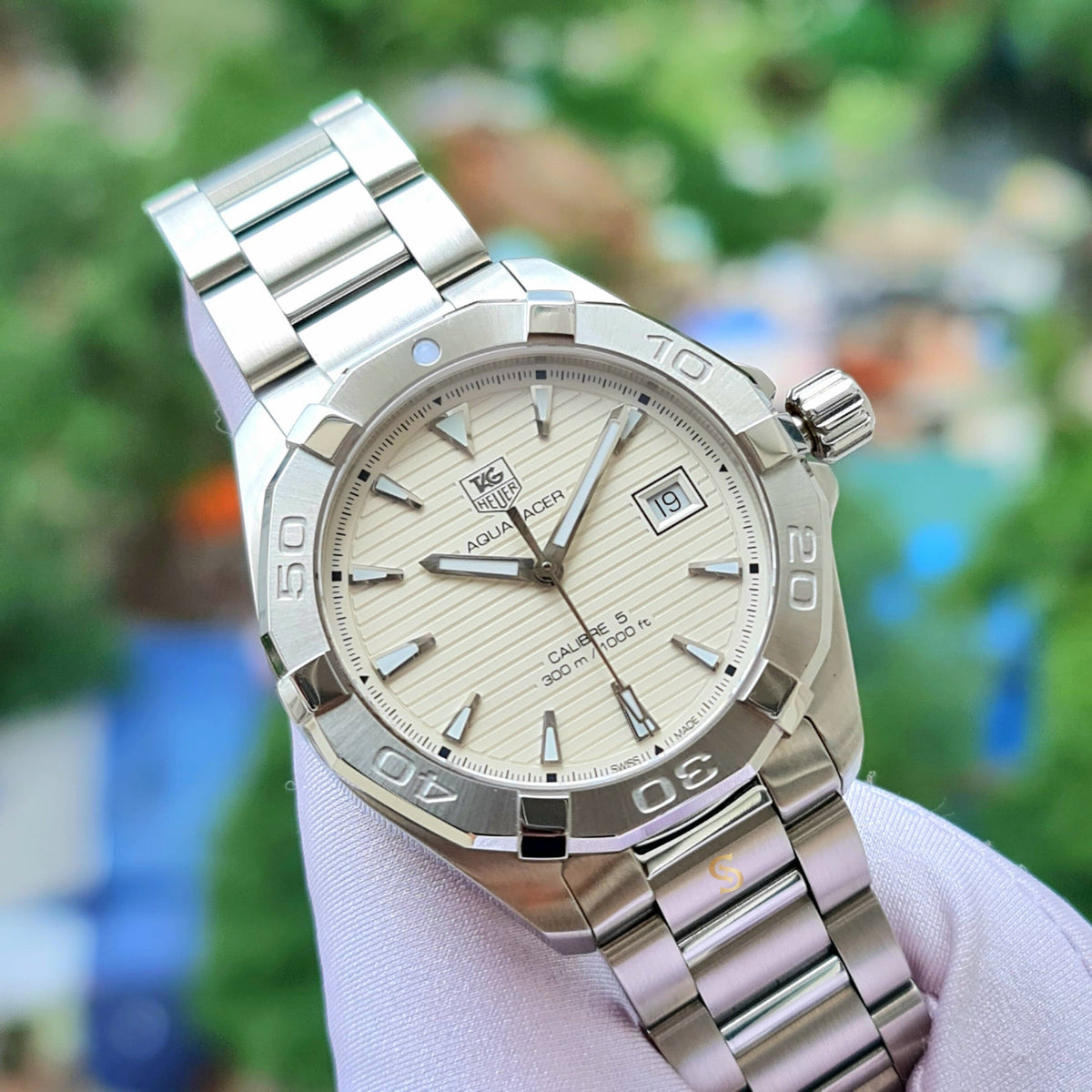 Tag Heuer Aquaracer Automatic White Dial Silver Steel Strap Watch for Men - WAY2111.BA0928